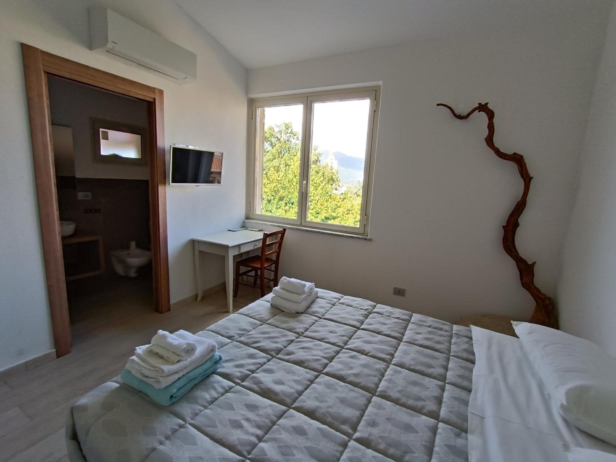 Bed And Breakfast Murales Orgosolo Rom bilde